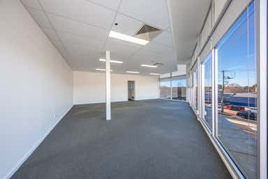 Office 4, 114-126 Evans St Sunbury VIC 3429 - Image 4