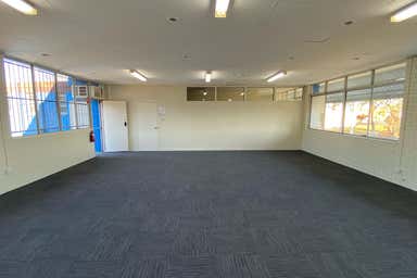 10/8 Chrome Street Salisbury QLD 4107 - Image 4