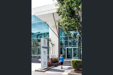 8 Clunies Ross Court Eight Mile Plains QLD 4113 - Image 4