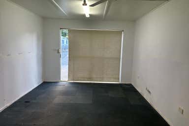 3/76 Elizabeth Street Urangan QLD 4655 - Image 4