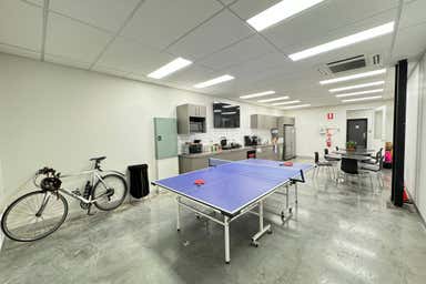 Unit 4, 40-44 Cook Street Port Melbourne VIC 3207 - Image 4