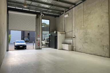 13/8 Jubilee Avenue Warriewood NSW 2102 - Image 3