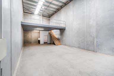 Unit 38, 10  Cawley Road Yarraville VIC 3013 - Image 4
