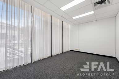 33 Woodstock Road Toowong QLD 4066 - Image 4