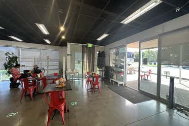 11/1 Akuna Drive Williamstown VIC 3016 - Image 3