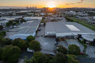 2/7 Eagleview Place Eagle Farm QLD 4009 - Image 3