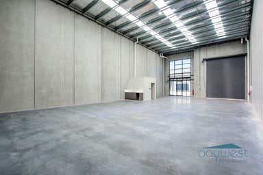 9-17, 76 Reid Parade Hastings VIC 3915 - Image 3