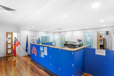 4 Aquatic Place Park Avenue QLD 4701 - Image 3