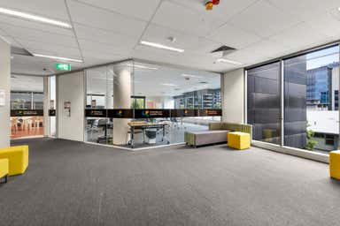 2/52 Merivale Street South Brisbane QLD 4101 - Image 3