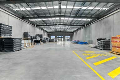 1046 Thompsons Road Cranbourne West VIC 3977 - Image 4