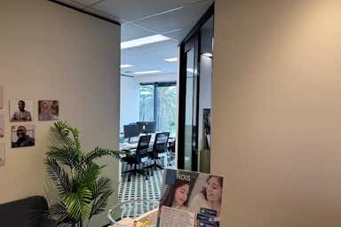 332/1 Queens Road Melbourne VIC 3004 - Image 4