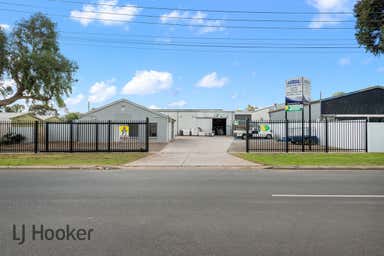 13 Bradpole Road Edinburgh North SA 5113 - Image 3