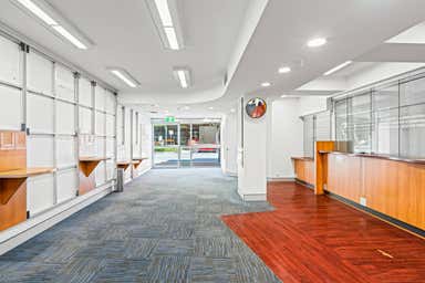 1/386 Logan Road Stones Corner QLD 4120 - Image 4