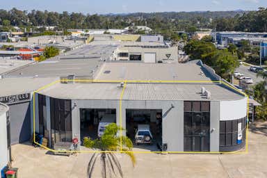 2/24 Taree Street Burleigh Heads QLD 4220 - Image 2