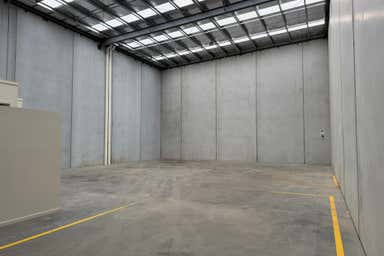 1/33 Industrial Circuit Cranbourne West VIC 3977 - Image 4
