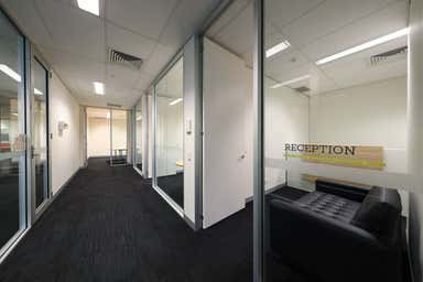 Level 1 76 Lake Street Cairns City QLD 4870 - Image 4