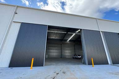 2/460 Bushmead Road Hazelmere WA 6055 - Image 3