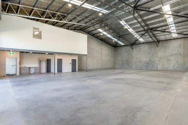 Unit 2, 14 Enterprise Close West Gosford NSW 2250 - Image 4