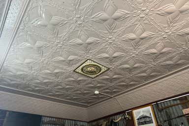 CROWN HOTEL, 47 TAYLOR STREET Maryvale QLD 4370 - Image 3