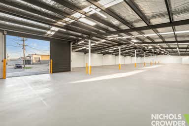 17 Edgecombe Court Moorabbin VIC 3189 - Image 2