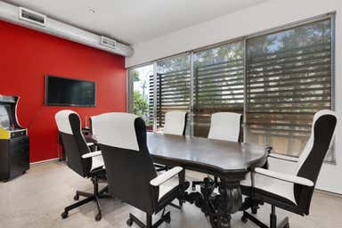4/34 Commercial Road Newstead QLD 4006 - Image 4