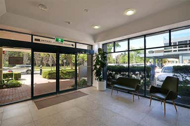 5/140 Mounts Bay Road Perth WA 6000 - Image 4