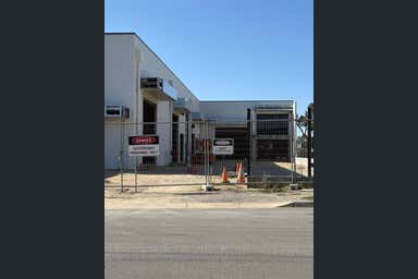 Units 2-4, 18 Benjamin Street Newton SA 5074 - Image 3