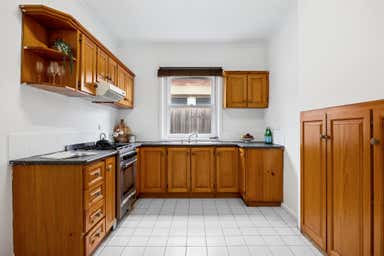 318 Reynard Street Pascoe Vale South VIC 3044 - Image 2