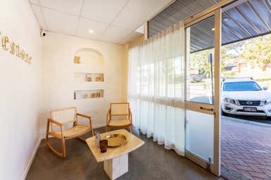 9/27 Park Avenue Burleigh Heads QLD 4220 - Image 4