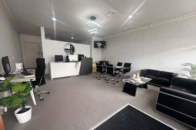 33A Sunhill Road Mount Waverley VIC 3149 - Image 3