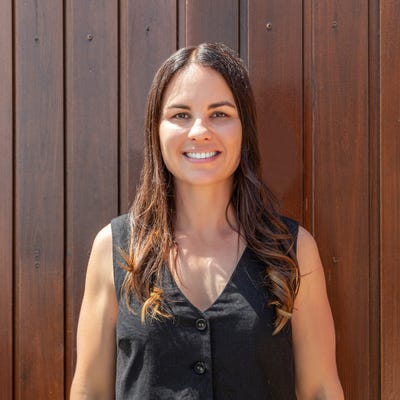 Jessica Whyte - Adam Cook & Co - realcommercial.com.au