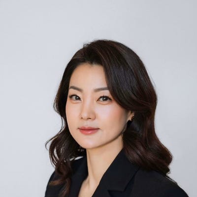 Grace(Kyung Eun) Suh