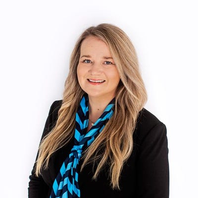 Carlie Gibson Harcourts South Coast RLA228117 realcommercial com au Carlie Gibson Harcourts South Coast RLA228117 realcommercial com au