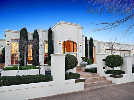 15 casino parade point cook