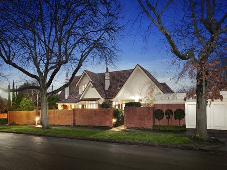 1A Monomeath Avenue, Canterbury