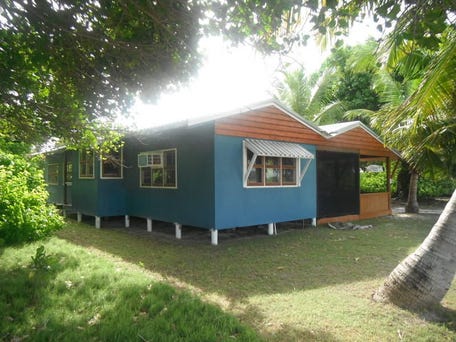 21 AIRFORCE ROAD West Island Cocos Keeling Islands WA 6799 - House for ...