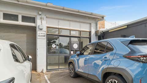 Rent solar panels at 2/320 Ruthven Street Toowoomba City, QLD 4350