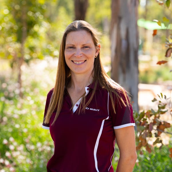 Teneale Elphinstone Elf Realty Hatton Vale