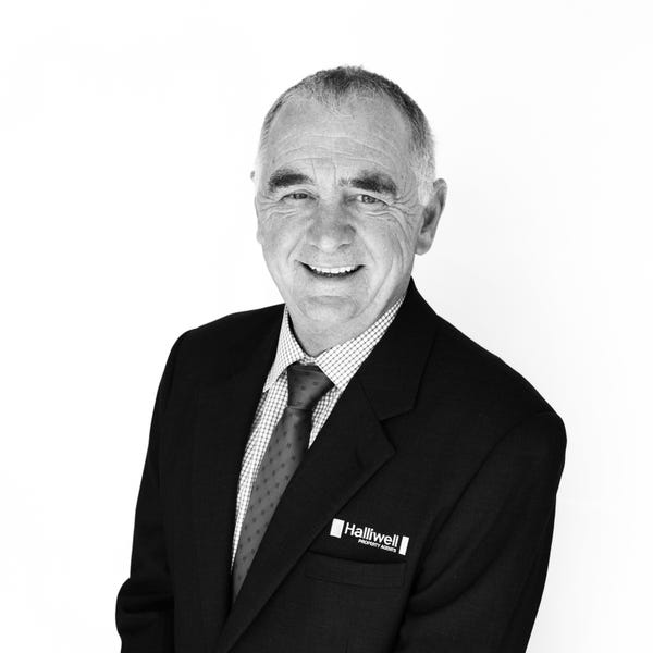 Tony Reid Halliwell Property Agents DEVONPORT