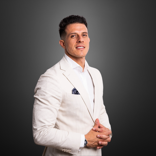 Julian Rivas - Amir Prestige Group - SOUTHPORT - realestate.com.au