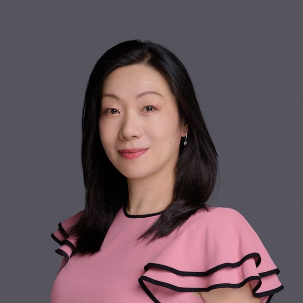 Julie Zhang Uniland Real Estate Epping Castle Hill