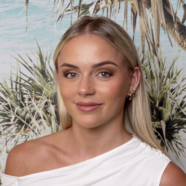 Zoe Welch - Clever Property - NOOSAVILLE - realestate.com.au