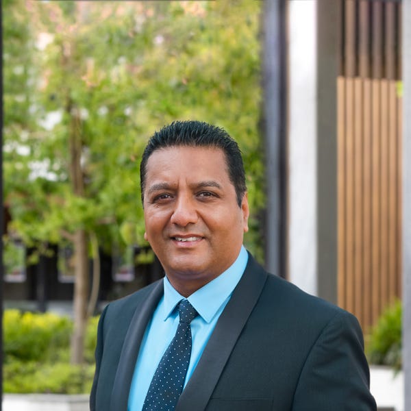 Dinesh Sharma Smith Partners Real Estate (RLA 256715) realestate