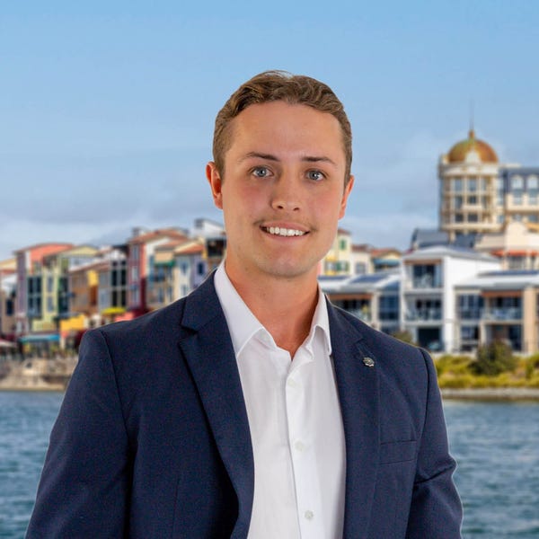 Austin Clarke Ray White TMG