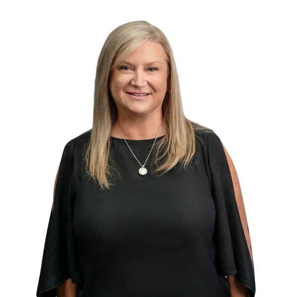 JulieAnn Ball Harcourts Wine Coast (RLA 249515)