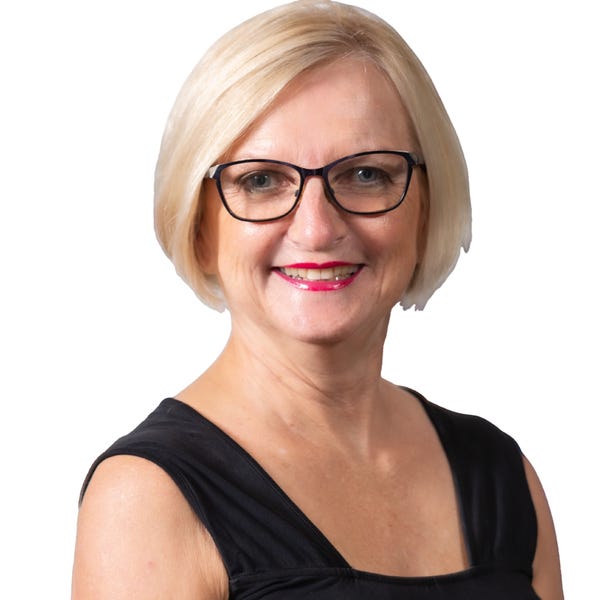 Jenn Chambers Rodwell Realty Exclusive Properties
