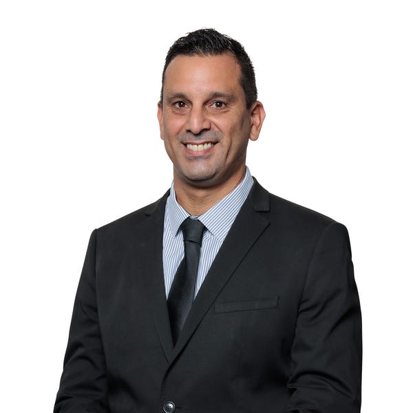 Deniz Mete Knight Frank Mackay