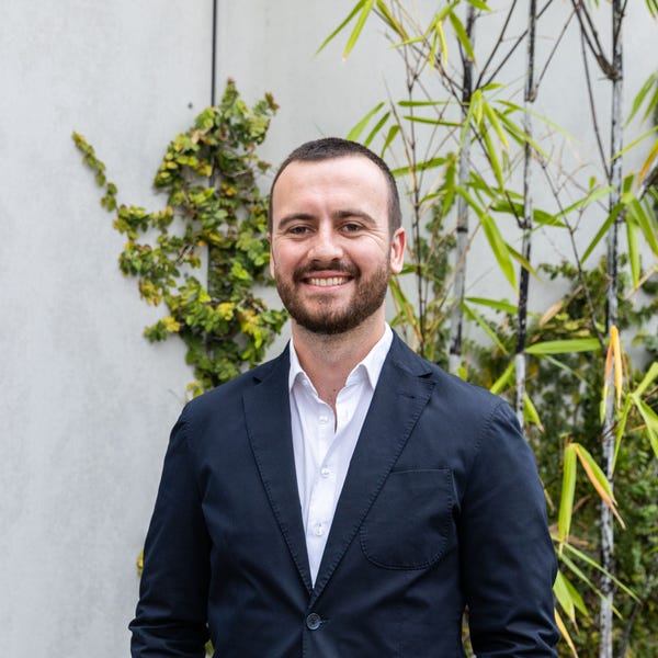 Doyle Bissett Quartz Corp WEST END