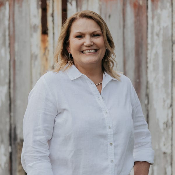 Elizabeth Hickey JET Real Estate MURWILLUMBAH