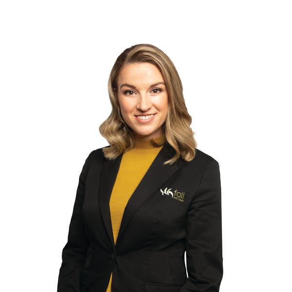 Gillian Sanders Fall Real Estate Sandy Bay